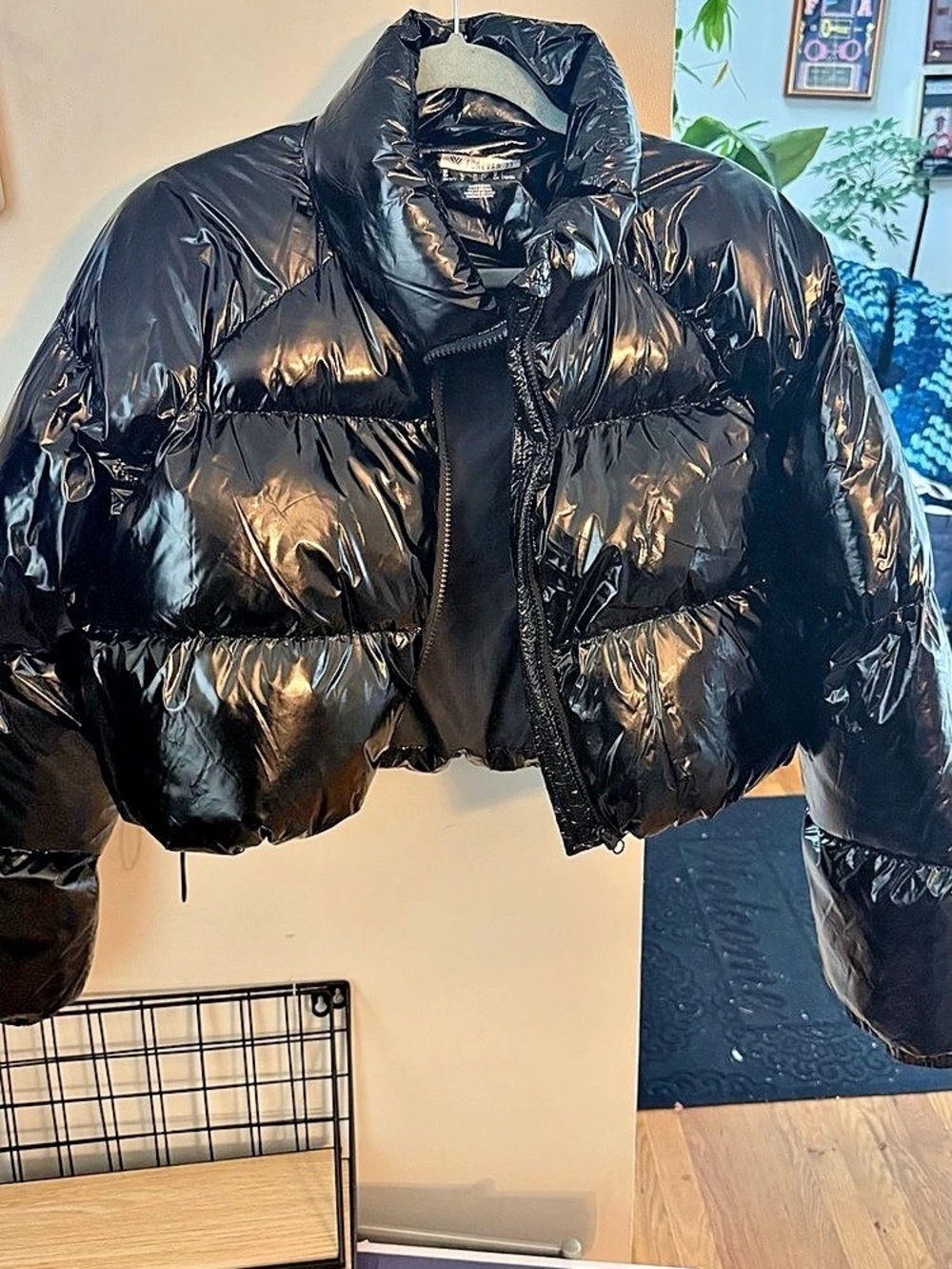 Forever 21 Active Puffer Jacket Black Size Large